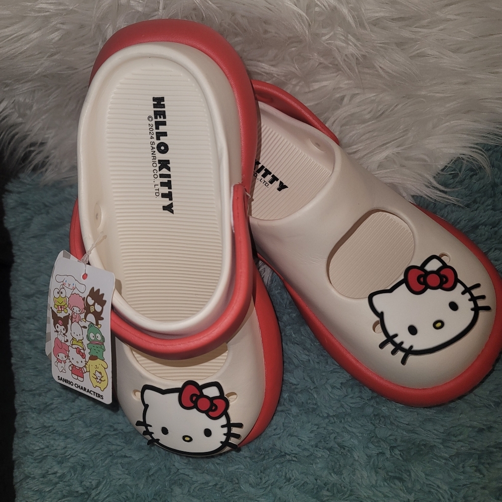 Hello Kitty Clogs Size 39- 40 - Picture 5 of 11